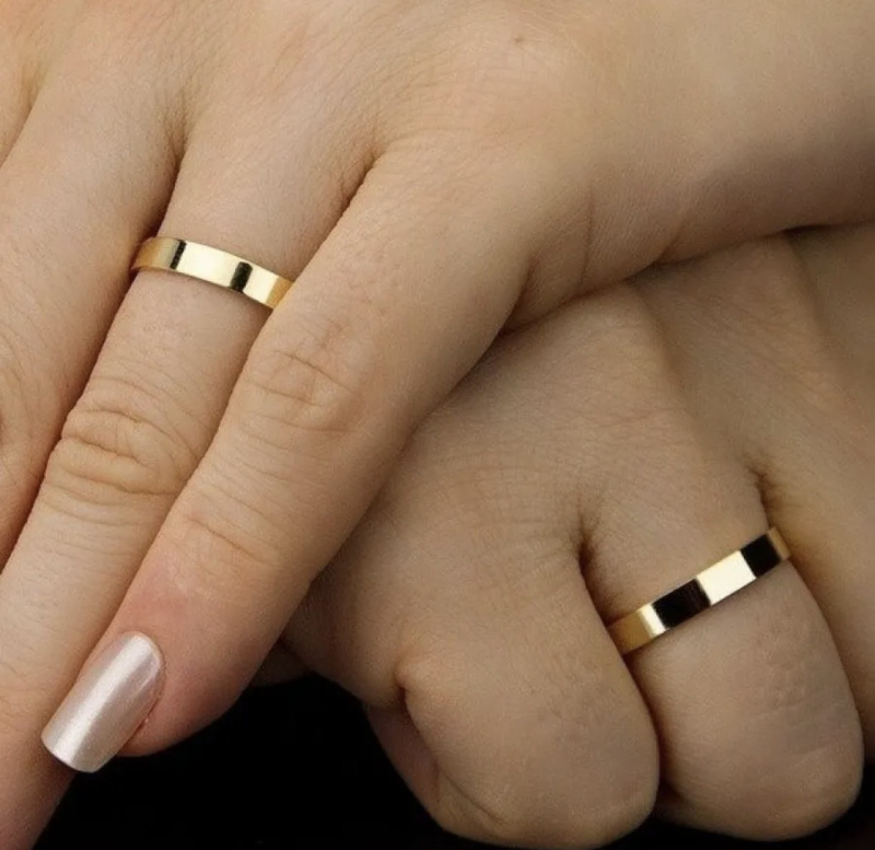 Aliança Reta em Ouro 18k 5mm
