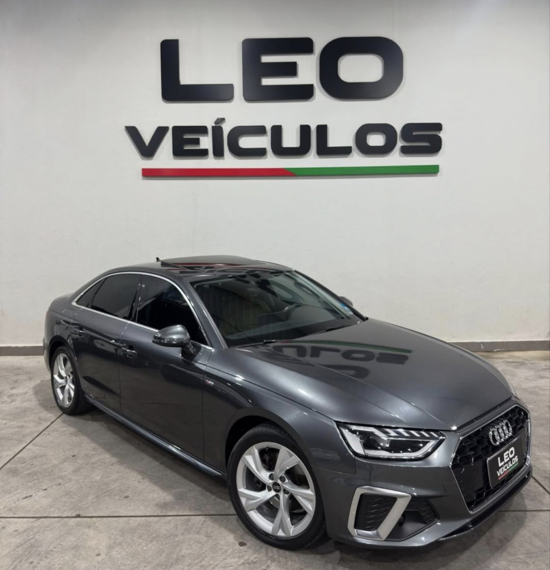 Audi A4 Prestigie Plus S-Line Ano 2021